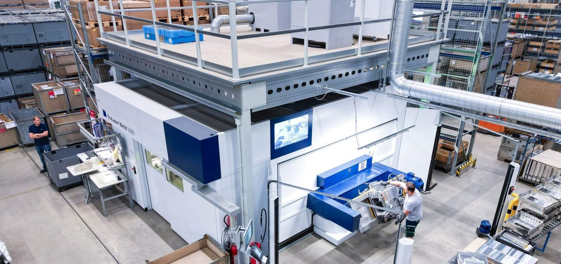 Mit der TruLaser Weld 5000 unterbietet CooolCase die Fertigungszeit für ein Wechselrichtergehäuse um 2,5 Minuten.