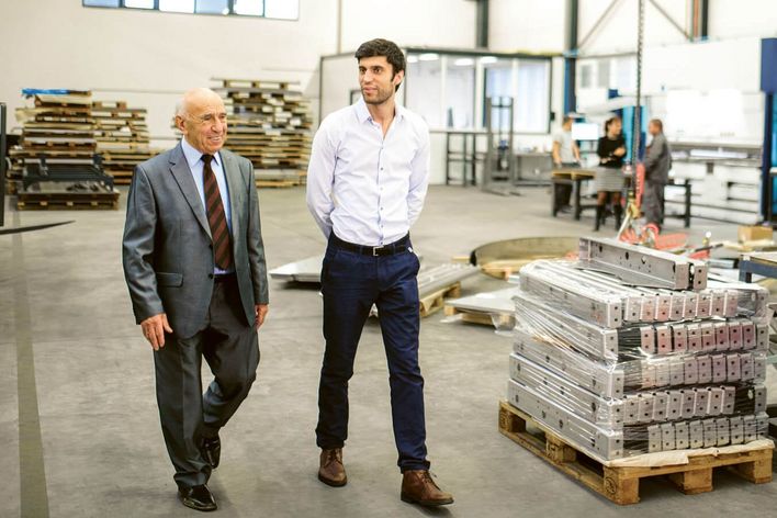 Der Macher gehört mit seiner Smart Factory nun zu den innovativsten Unternehmern Osteuropas. Das verdankt er auch seinem 84-jährigen Großvater.