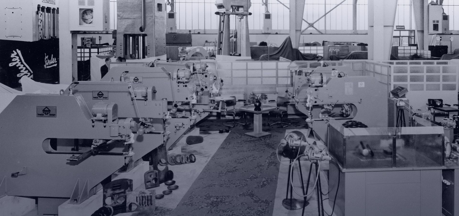 historical picture of TRUMPF booth at a trade show in Hanover, Germany