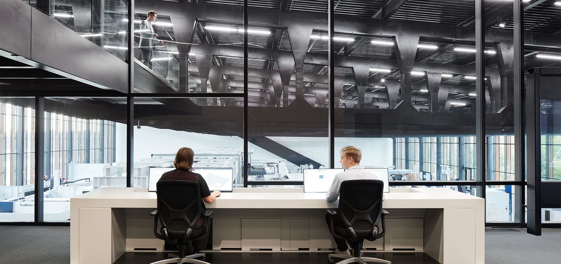 Kontrollraum in der Smart Factory in Chicago