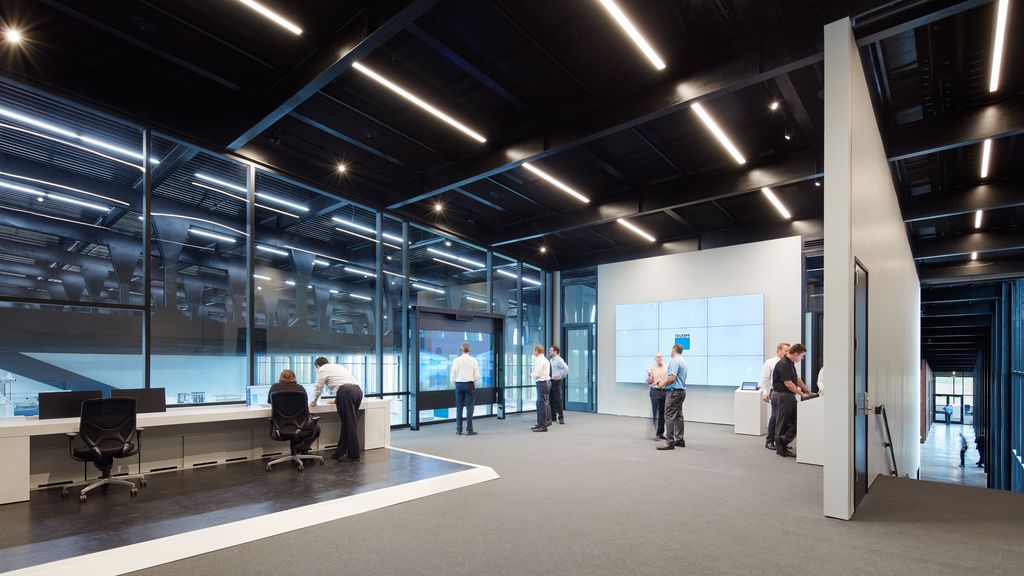 Kontrollraum in der Smart Factory in Chicago