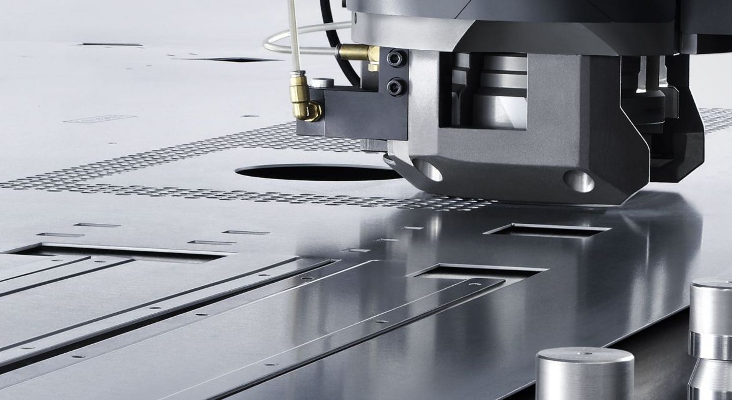 Punching, image of the technology