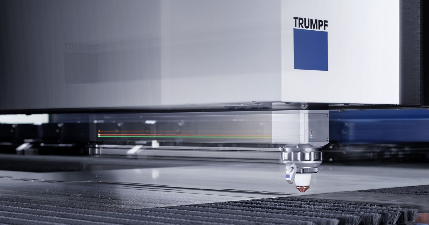 TruLaser Center 7030, cutting head in action