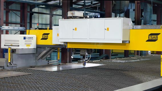 TruFlow laser in a mobile system