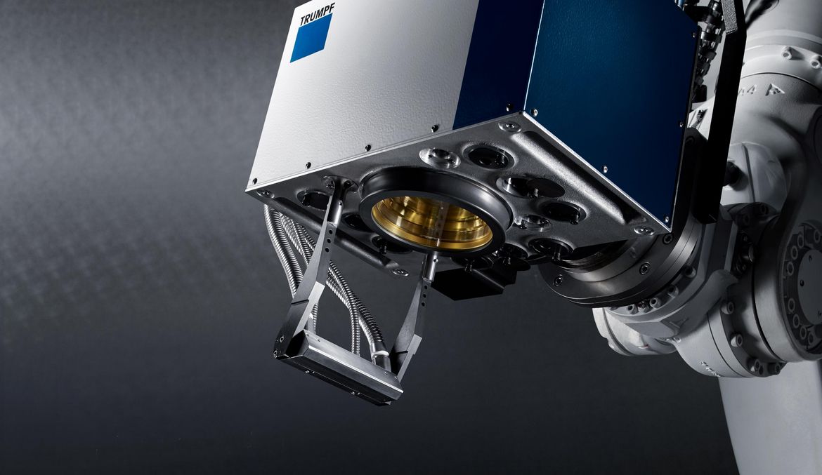 Scanner welding with the PFO 3D programmable focusing optics
